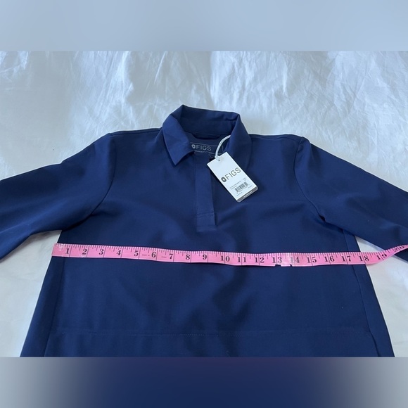 FIGS |Navy Blue Nala Top Long Sleeve Collared Technical Scrub | Women’s XXS NWT - Picture 6 of 10